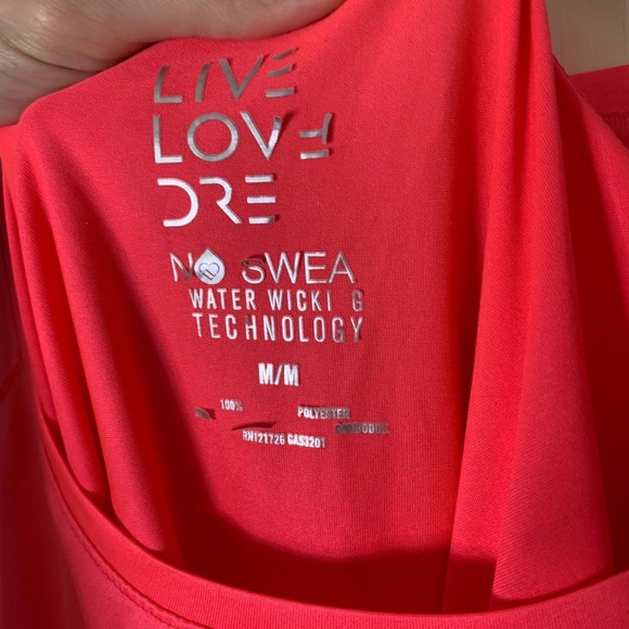 Aeropostale Active Top Size M In neon pink - Picture 3 of 3